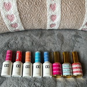 DND Gel polishes